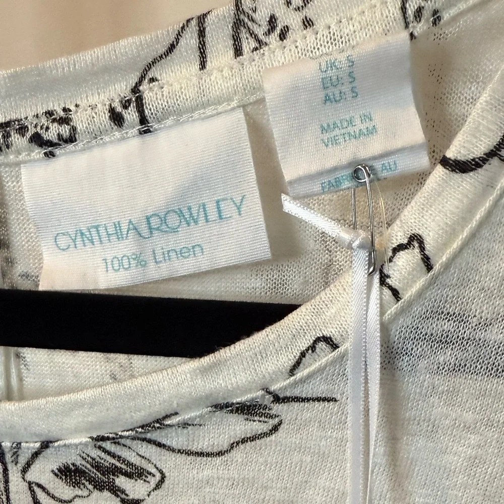 Cynthia Rowley White and Black Cheetahs & Tigers 100% Linen Top New - Picture 7 of 9